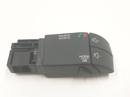 Used Switch RENAULT TRAFIC III Van (FG_) 1.6 dCi 95 (FGMJ, FGMR) (95 hp) 28418525