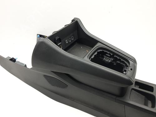 Armrest / Center console RENAULT CAPTUR I (J5_, H5_) 1.3 TCe 130 (J5NJ, J5NE) | BP30870650I20