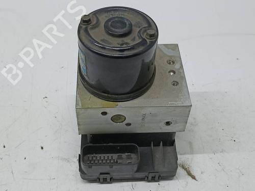 Used ABS pump KIA CARNIVAL I (UP) [1998-2001]  9468992