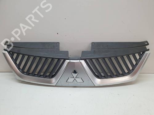 Used Grille MITSUBISHI OUTLANDER II (CW_W) 2.0 DI-D (CW8W) (140 hp) 14246169
