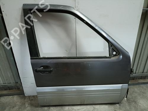 Used Right front door NISSAN TERRANO II (R20) [1992-2007]  9491336