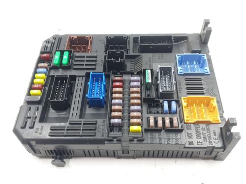 Used Fuse box Fuse box 38411767 38411767