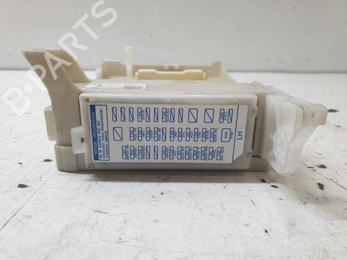 Fuse box TOYOTA YARIS (_P13_) 1.5 Hybrid (NHP130_, NHP130) | BP24802719E1 