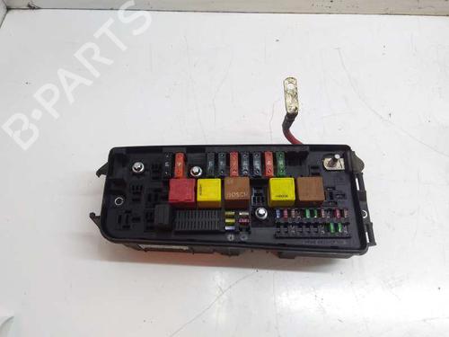 Used Fuse box OPEL VECTRA C (Z02) 2.2 DTI 16V (F69) (125 hp) 9481638