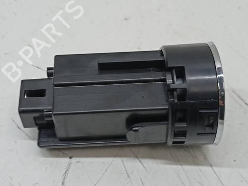 Switch TOYOTA AURIS (_E18_) 1.8 Hybrid (ZWE186_, ZWE186R) | BP24615306I30