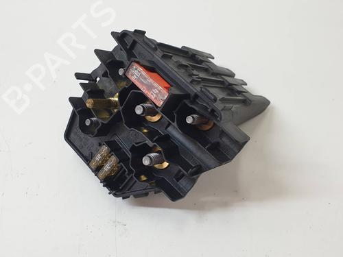 Used Fuse box MERCEDES-BENZ S-CLASS (W221, V221) S 63 AMG (221.077, 221.177) (525 hp) 16049782