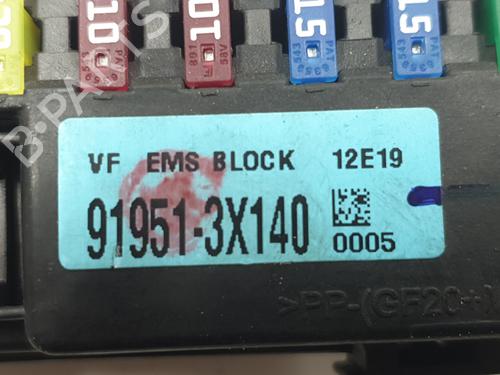 Fuse box HYUNDAI i30 Estate (GD) 1.6 CRDi | BP34539099E1  - Image 8