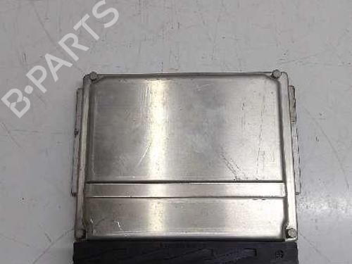 Used Engine control unit (ECU) VOLVO S60 I (384) 2.4 D (130 hp) 9481431
