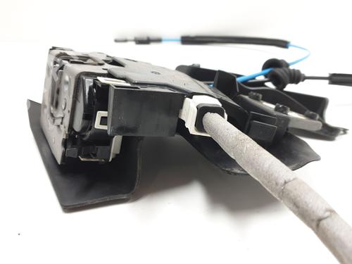 Rear left lock MERCEDES-BENZ C-CLASS (W204) C 180 CDI (204.000) | BP28025696C100