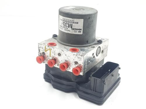 Used ABS pump ABS pump HYUNDAI ix35 (LM, EL, ELH) 1.7 CRDi (116 hp) 33290805 33290805