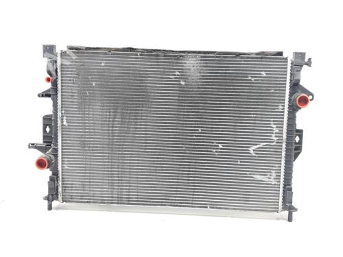 water-radiator-volvo-v40-hatchback-525-2012-2013-2014-2015-2016-2017-2018-2019-39988152 main image