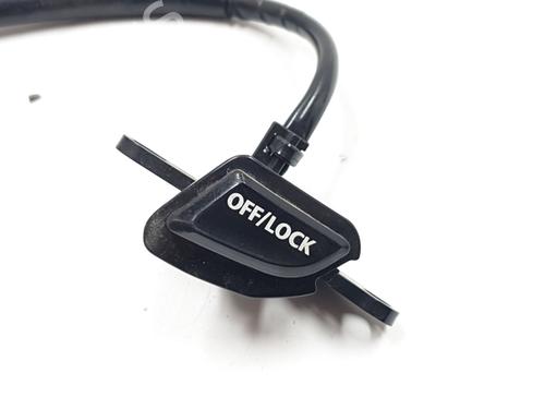 Switch YAMAHA MOTORCYCLES TMAX TMAX 560 Tech Max (SJ18, SJ21) | BP40109411I30 - Image 2