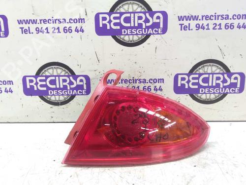 Used Right taillight SEAT LEON (1P1) 1.6 TDI (105 hp) 9476371