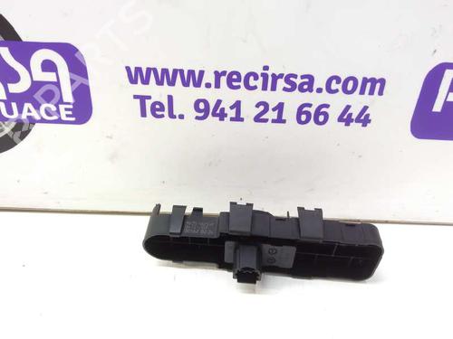 Right front window switch PEUGEOT 307 Break (3E) 1.6 HDi 110 | BP9463848I26 