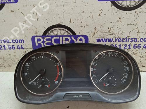 Used Instrument cluster SKODA FABIA III (NJ3) [2014-2021]  9486194