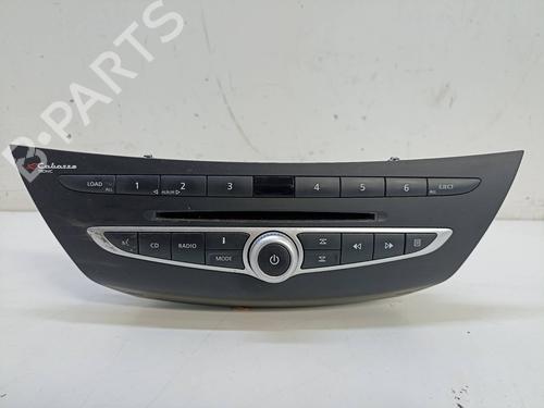 Used Radio RENAULT LAGUNA III Grandtour (KT0/1) [2007-2015]  15091424