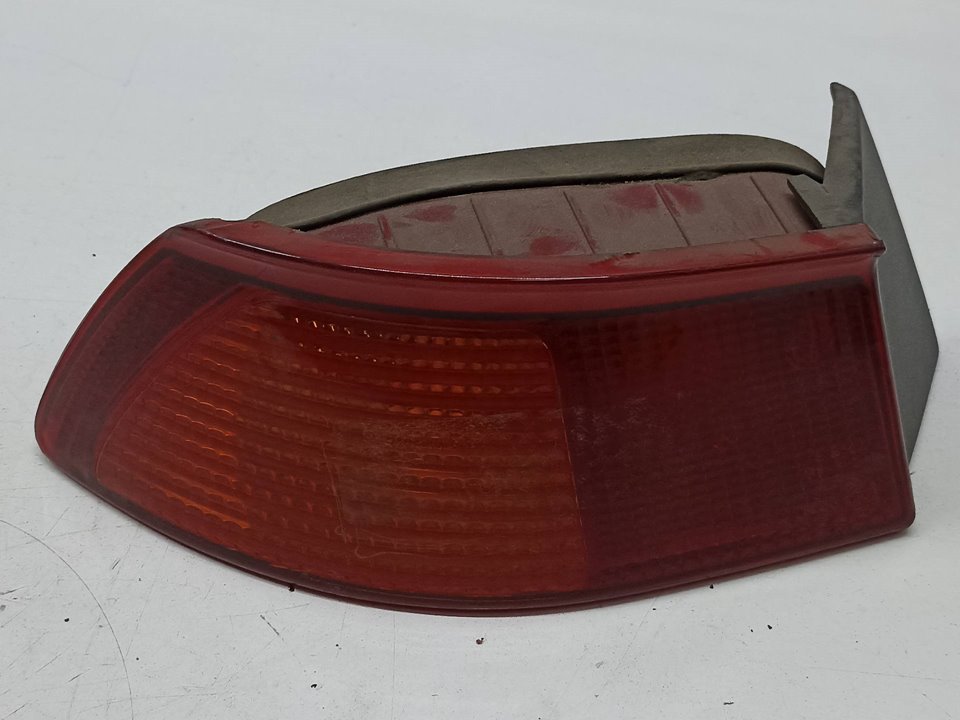 Alfa Romeo 145 (930A) Hatchback 3-drs 1.4 Twin Spark 16V (AR33.503) ACHTERLICHT LINKS  1997  69982594542/94