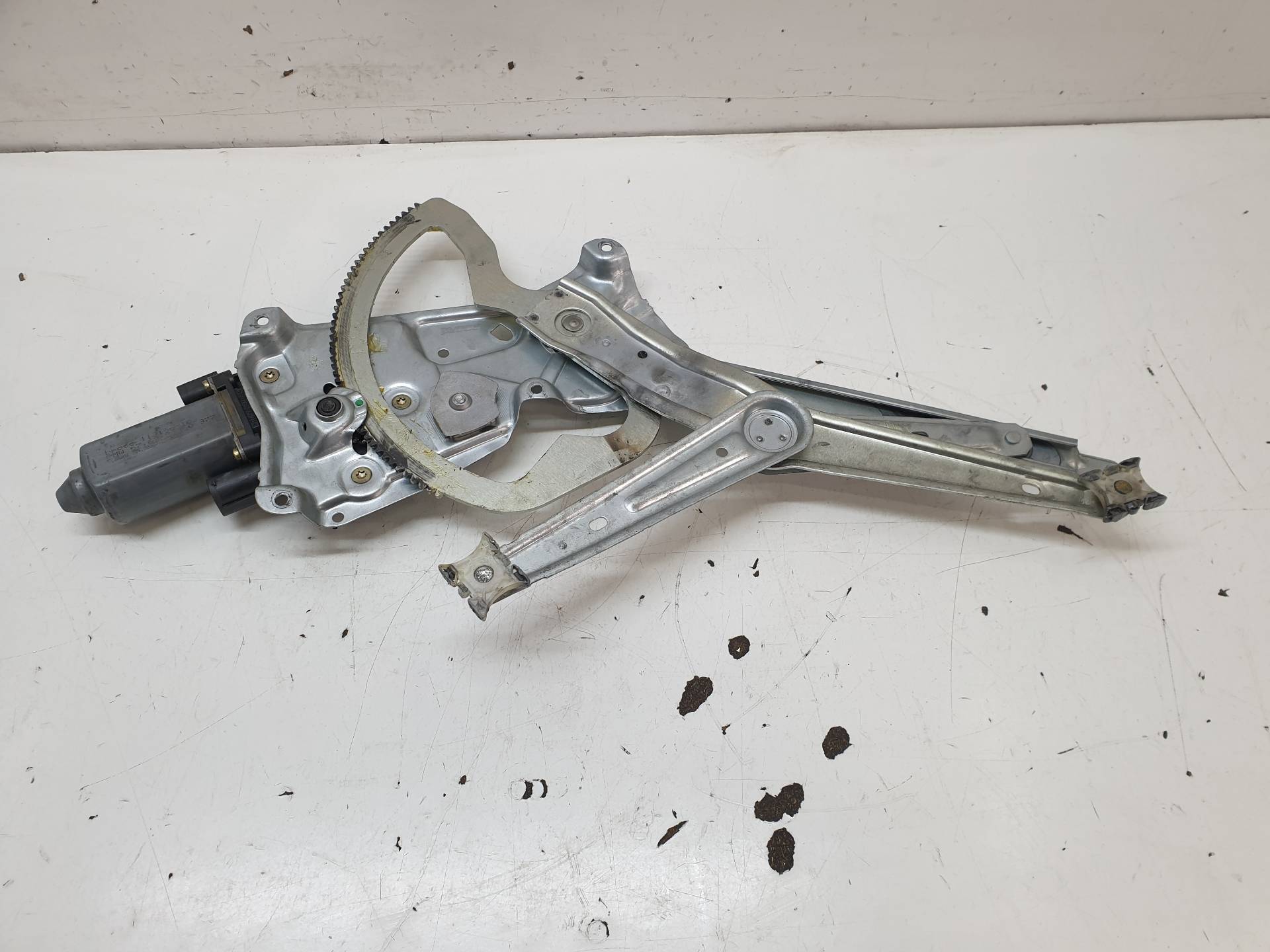 Front left window mechanism BMW 3 Compact (E36) 316 i 15501044 | B 