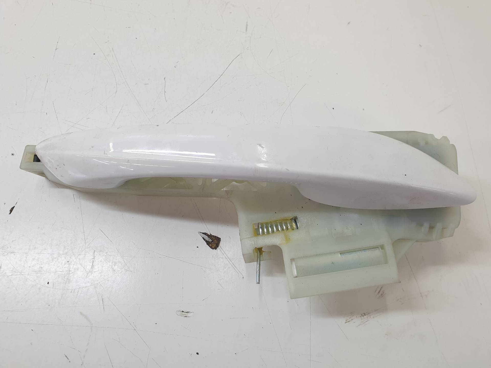 イトハン Front right exterior door handle HYUNDAI i20 ACTIVE (IB, GB