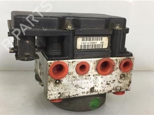 Used ABS pump RENAULT CLIO III (BR0/1, CR0/1) 1.5 dCi (C/BR0G, C/BR1G) (68 hp) 9685713
