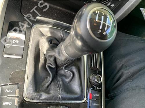 Gear lever AUDI A4 B8 Avant (8K5) 2.0 TDI | BP32418411M90 