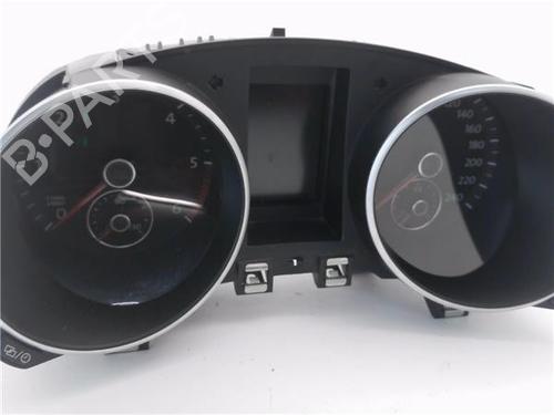 Instrument cluster VW GOLF VI (5K1) | BP30203575C47