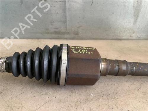 Right front driveshaft LAND ROVER DISCOVERY III (L319) 2.7 TD 4x4 | BP25977331M39 