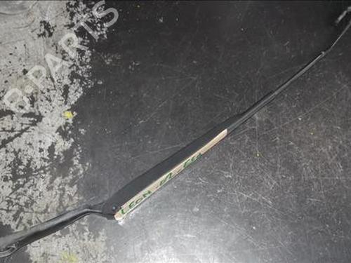 Used Front windshield wiper arm SEAT LEON (1M1) 1.9 TDI (110 hp) 14335979