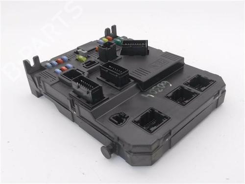 Used Fuse box Fuse box CITROËN XSARA PICASSO (N68) 2.0 HDi (90 hp) 33730485 33730485