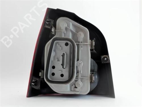 Right taillight VW POLO IV (9N_, 9A_)  | BP10639533C35