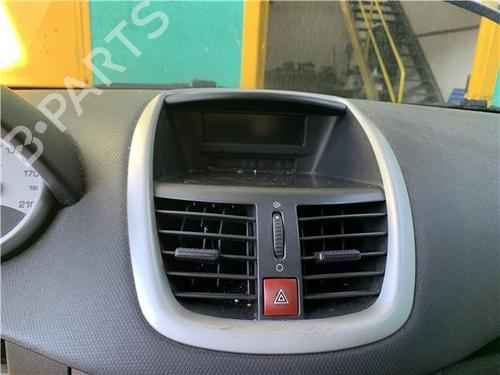 Mittelkonsole PEUGEOT 207 (WA_, WC_) [2006-2015]  32419234