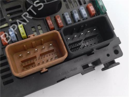 Fuse box CITROËN C4 Grand Picasso I (UA_) 1.6 HDi | BP27347186E1 