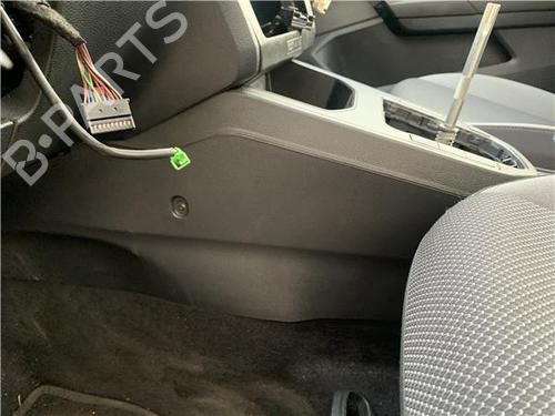 Middle console SEAT IBIZA V (KJ1, KJG) 1.0 TSI | BP32418481I22 - Image 5