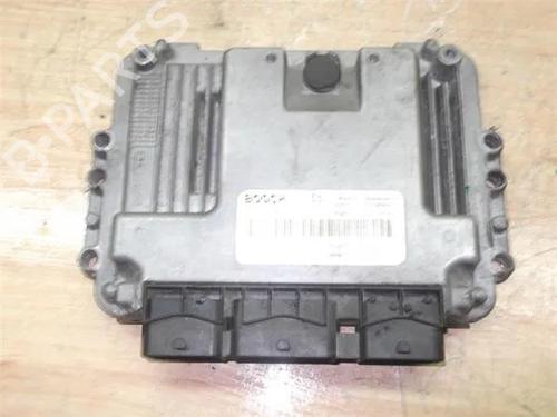 Used Electronic module RENAULT SCÉNIC II (JM0/1_) [2003-2010]  10982826