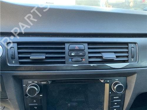 Air vent BMW 3 (E90) 330 d | BP32418753I21
