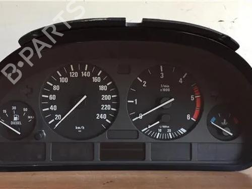 Used Instrument cluster BMW 5 (E39) 525 td (116 hp) 13049434