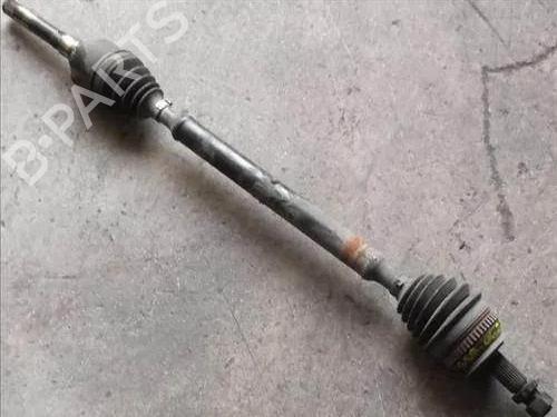 Used Right front driveshaft CHRYSLER VOYAGER IV (RG, RS) [1999-2008]  11340401