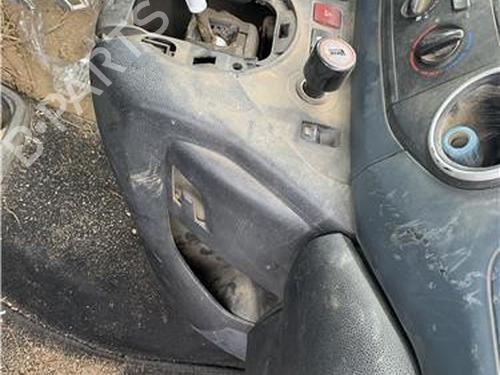 Middle console PEUGEOT PARTNER MPV (5_, G_)  | BP32419477I22 