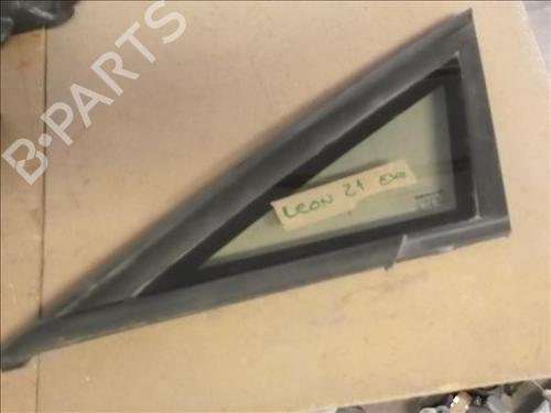 Used Front left quarter glass SEAT LEON (1P1) 1.2 TSI (105 hp) 14333740