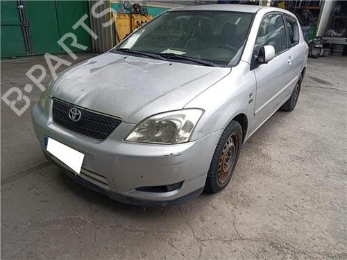 Brugte TOYOTA COROLLA (_E12_) 2.0 D-4D (CDE120_, CDE120R) (90 hp) 4433410