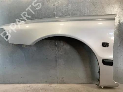 Used Left front fenders VOLVO S40 I (644) [1995-2004]  15880399