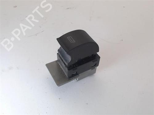 Used Right front window switch AUDI A3 (8L1) [1996-2006]  16403589