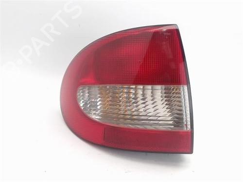Used Left taillight RENAULT MEGANE II (BM0/1_, CM0/1_) [2001-2012]  13380497