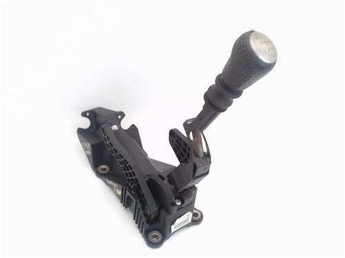 Used Gear lever NISSAN QASHQAI / QASHQAI +2 I (J10, NJ10, JJ10E) 1.6 dCi (130 hp) 15984942