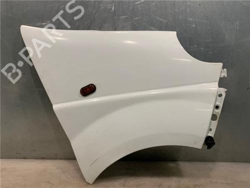Used Right front fenders OPEL VIVARO A Van (X83) [2001-2015]  16476371