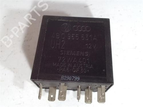 Used Fuse box SEAT LEON (1M1) [1999-2006]  12597498