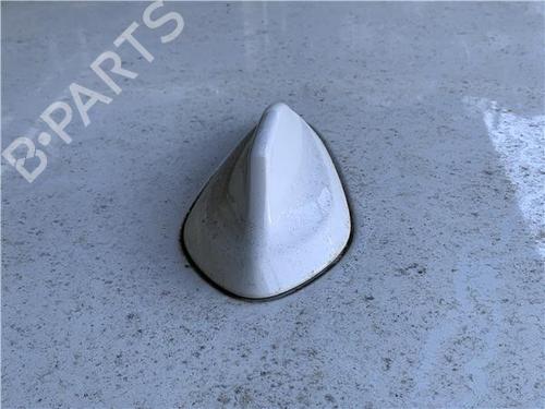 antennabase-bmw-1-f20-2011-2012-2013-2014-2015-2016-2017-2018-2019-29134889 main image
