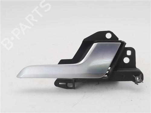 Højre fortil invendig håndtag Højre fortil invendig håndtag VW TRANSPORTER T6 / CARAVELLE T6 Bus (SGB, SGJ, SHB, SHJ) 2.0 TDI 4motion (150 hp) 34541388 34541388