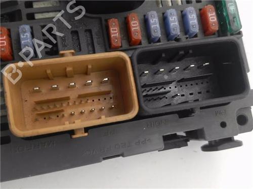 Fuse box PEUGEOT 308 SW I (4E_, 4H_) 1.6 HDi | BP31575129E1 