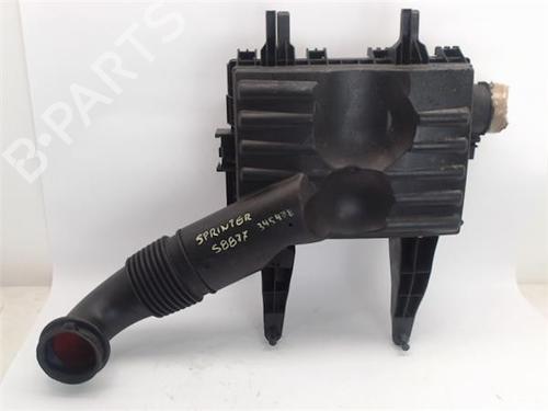 Used Air filter box MERCEDES-BENZ SPRINTER 3,5-t Platform/Chassis (B906) 311 CDI (906.131, 906.133, 906.135, 906.231, 906.233,... (109 hp) 17618334